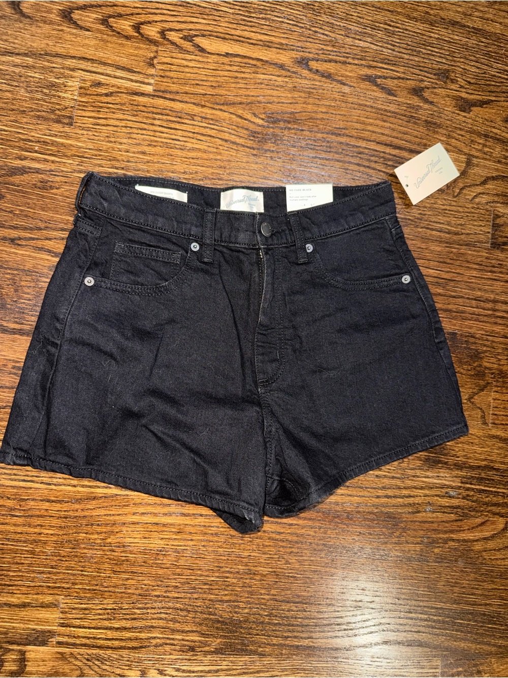 Universal Thread Women's Black Denim High-Rise Shorts
